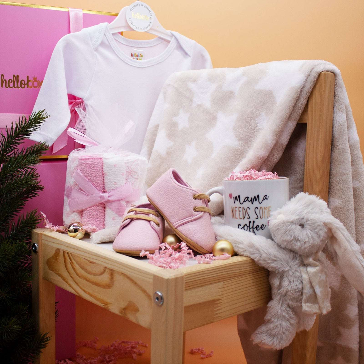 Luxury Newborn Baby Gift Box (17 Pieces)