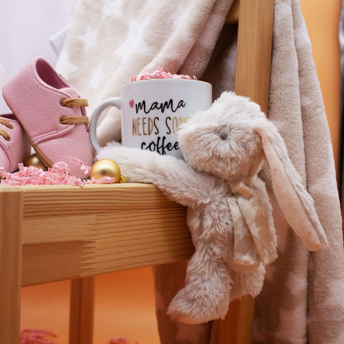 Luxury Newborn Baby Gift Box (17 Pieces)